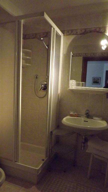 Hotel Garni Norma Мадонна-ди-Кампильо Номер фото