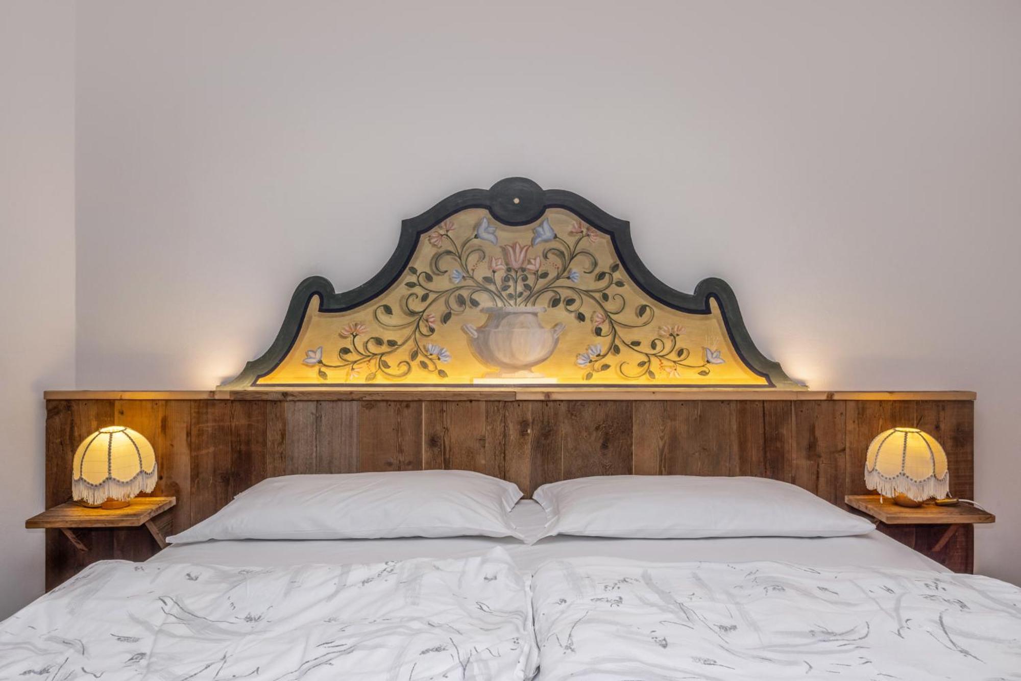 Hotel Garni Norma Мадонна-ди-Кампильо Экстерьер фото